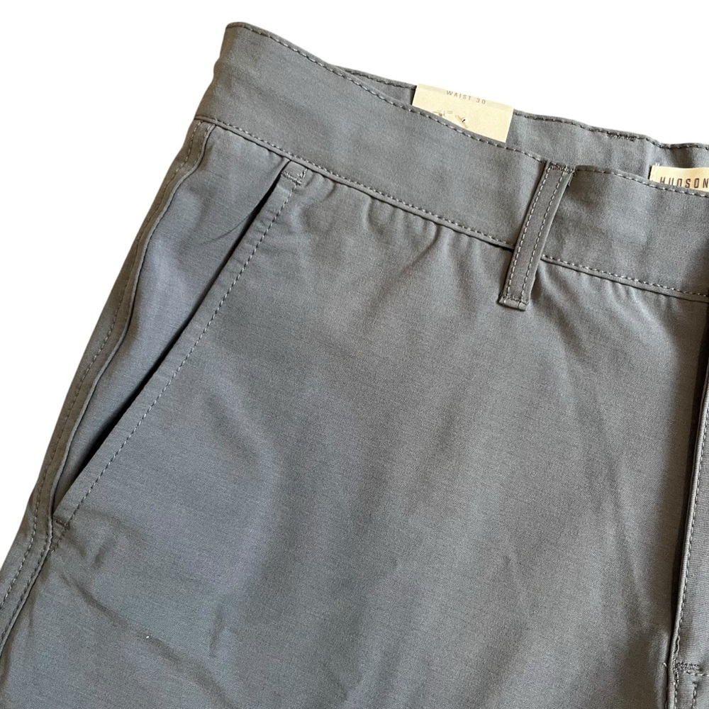 NWT Hudson & Barrow Superior Short 9in inseam Gray Tech Bottom Shorts Waist 30 - Picture 2 of 7